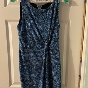 DKNY. Size Medium. Color Blue